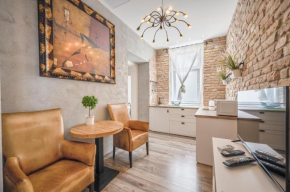 Design Apartment w AC on Ring Road by NeWave Apartments